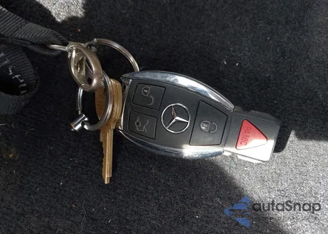 2013 Mercedes-Benz S 550 из США, поврежденный, VIN WDDNG7DB3DA533679